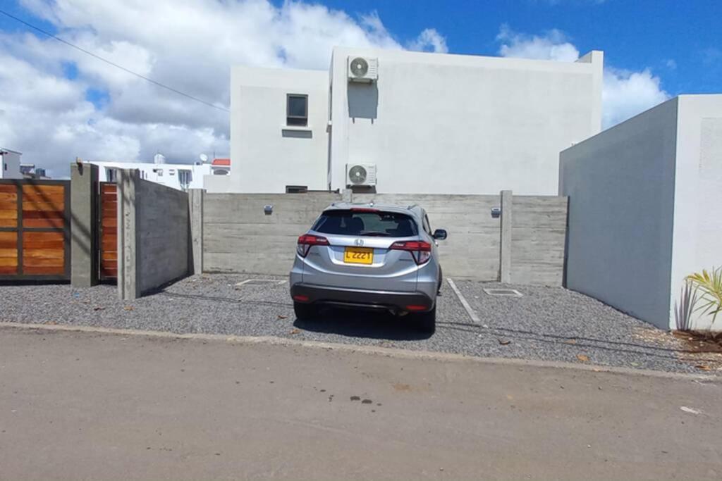 Bois Mapou Self Catering Apartments Unit 204 Rivière Noire Exteriör bild